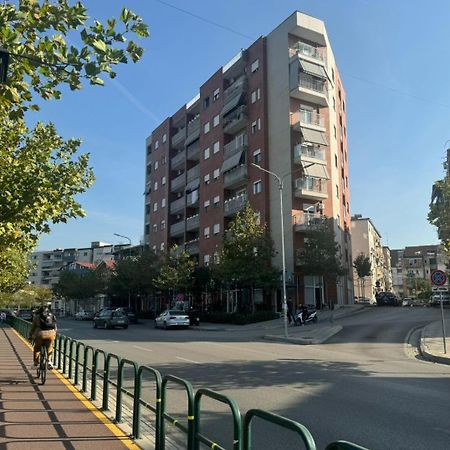 Apartamente Τίρανα Εξωτερικό φωτογραφία