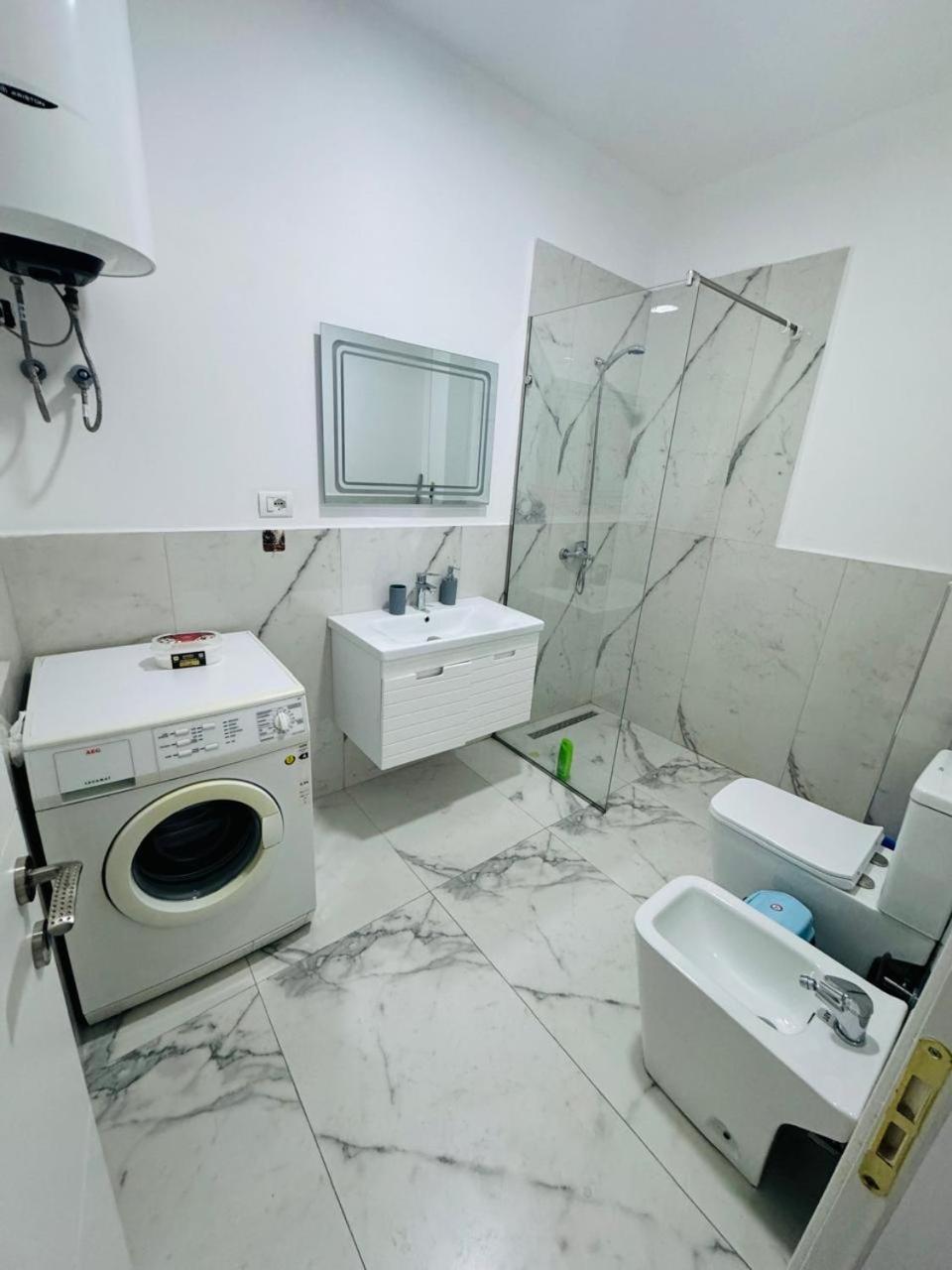 Apartamente Τίρανα Εξωτερικό φωτογραφία