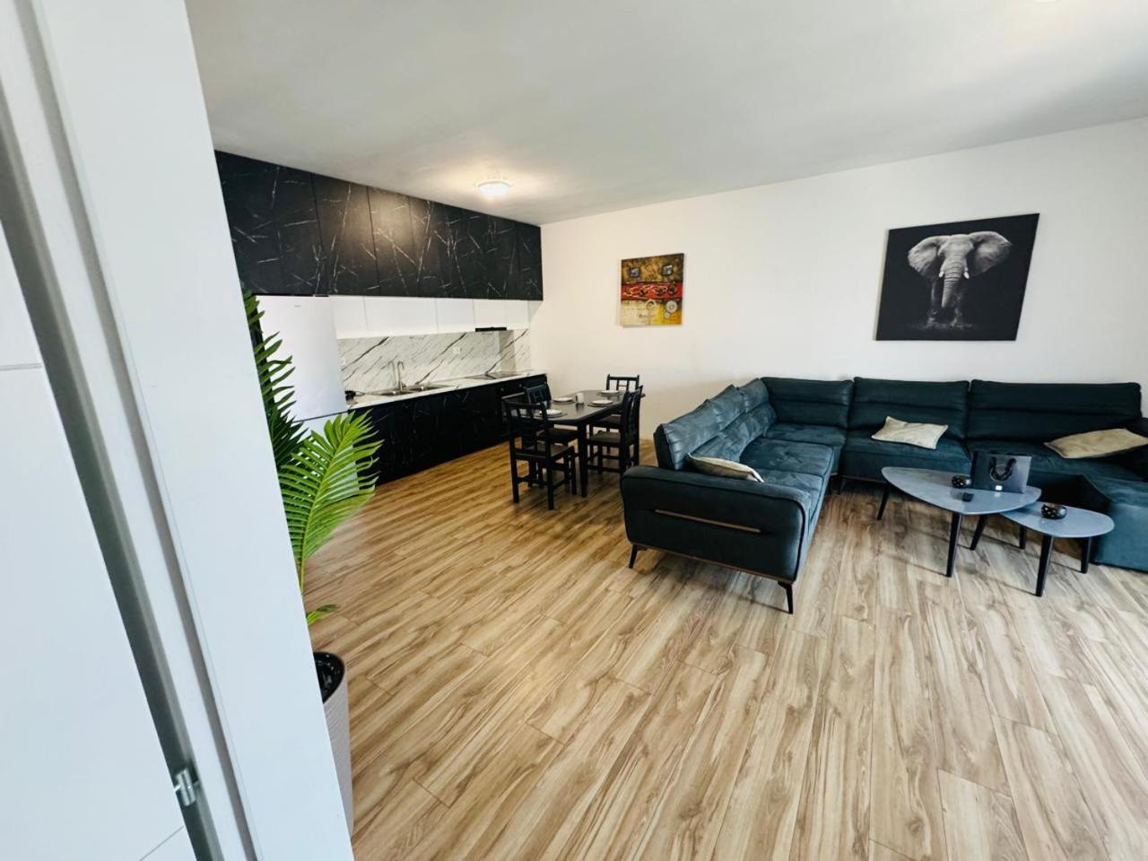 Apartamente Τίρανα Εξωτερικό φωτογραφία